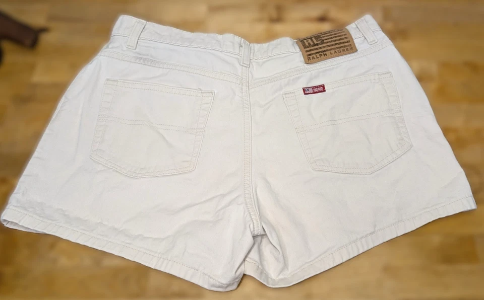 VTG Polo Ralph Lauren Women's SIZE 10 Cotton White 4" Saturday Shorts - Image 3 of 4