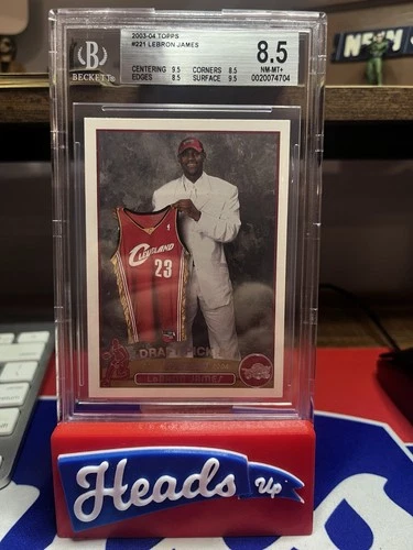 2003 Topps #221 LeBron James Rookie Card BGS 8.5 (w/ two 9.5's)