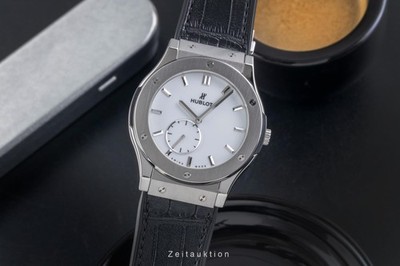 Hublot Classic Fusion Titan Handaufzug Herrenuhr Ref. 515.NX.2210.LR