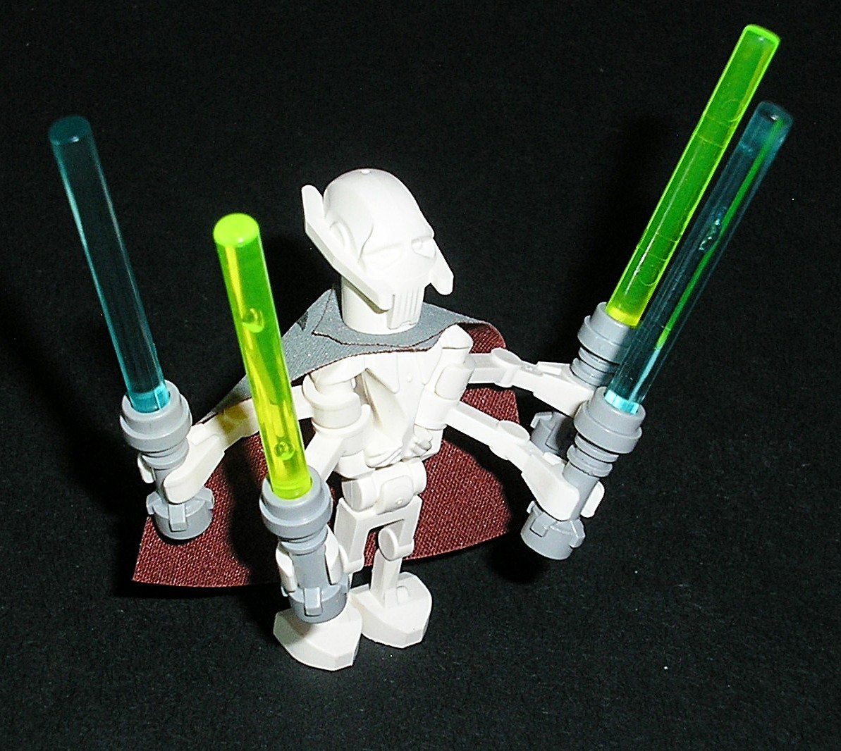 2005 Lego Star Wars GENERAL GRIEVOUS Complete w/ Lightsabers