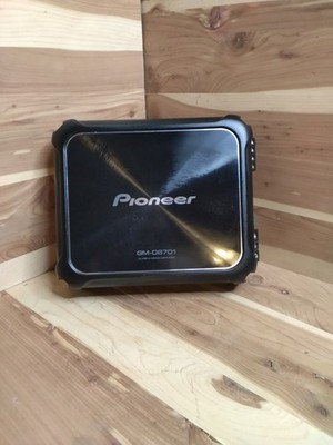 Pioneer GM D8701 Mono Class D Amplifer  12.9x10.6x4.4 Inches  1600 Watts
