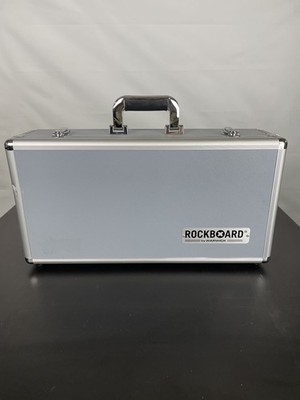 Very Good RockBoard TRES 3.1 Pedalboard, 20.5'' x 9.25'' w/ Flight Case