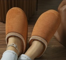 Womens Slippers Multiple Sizes