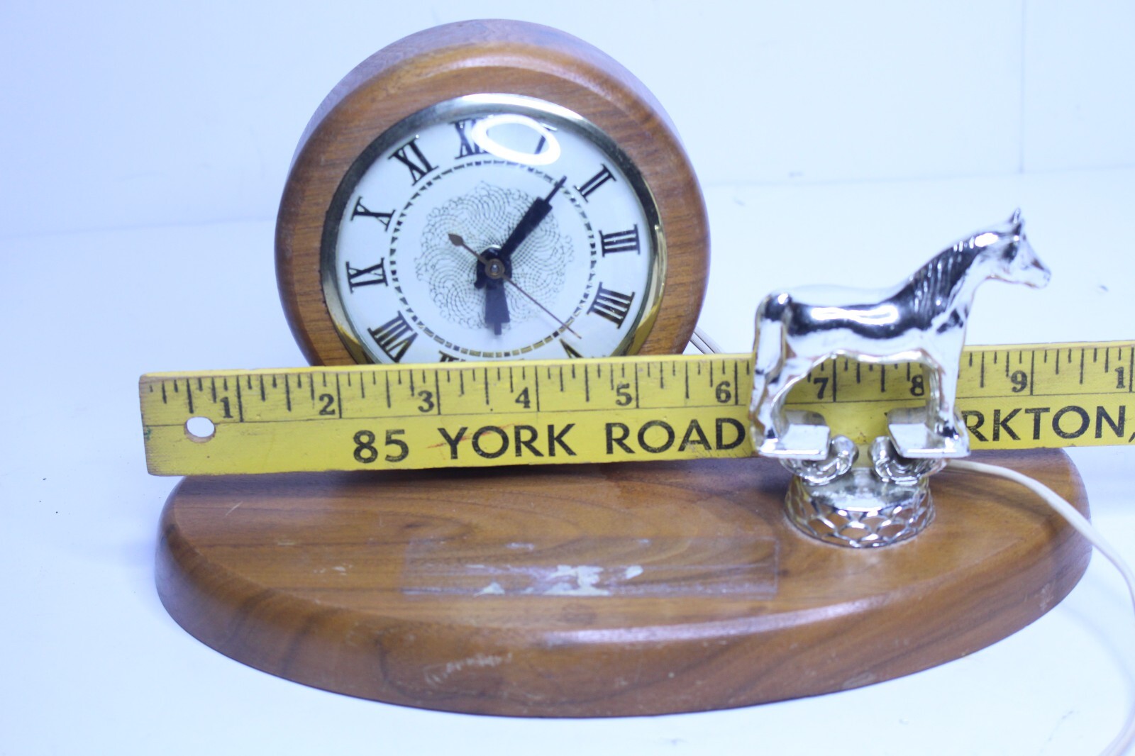 Vintage MCM Atomic Lanshire Wood Electric Table Clock Chrome Horse D1