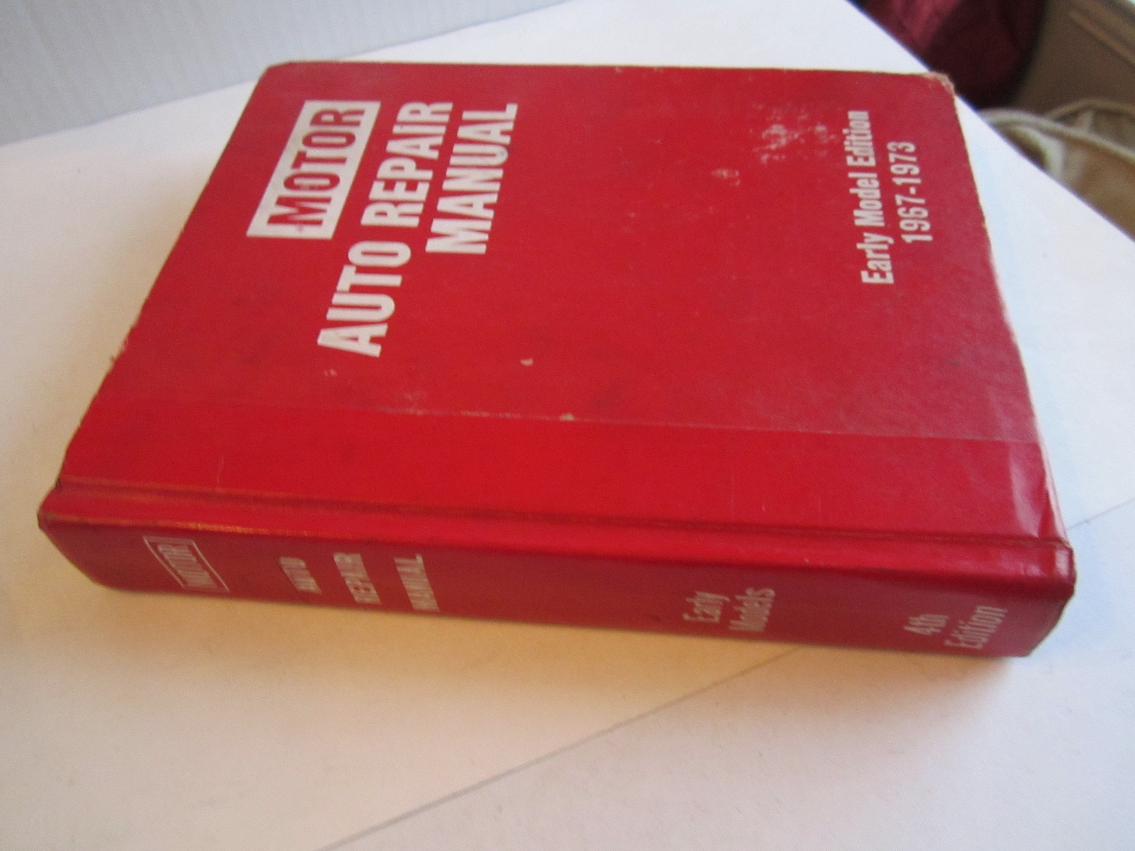 1973 MOTOR AUTO REPAIR MANUAL BOOK EARLY MODEL EDITION 19671973