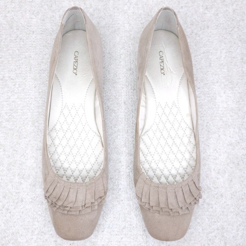 CAPEZIO Ballet Flats Women's 12 Beige Suede Ruffle Slip-On Loafers Comfort Shoes - Picture 4 of 9