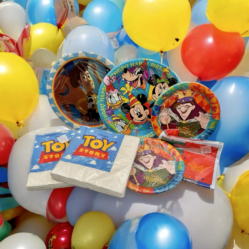 DISNEY Nuevo LOTE DE FIESTA MICKEY PLACAS DE CUMPLEAÑOS SERVILLETA TOY STORY Donald Minnie Woody Foto 3 de 4