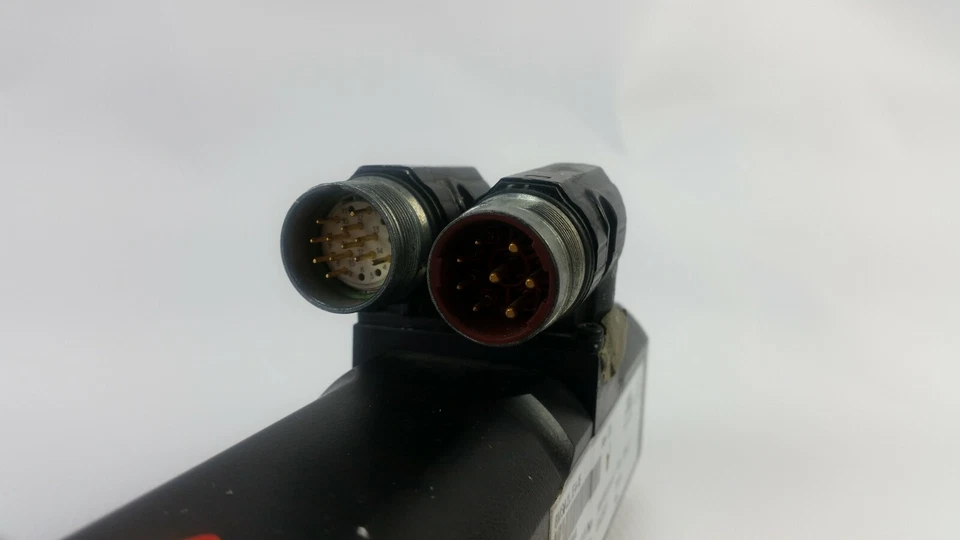 MOTOR BR AUTOMATION 8MSA2L.E4-I6, CODIFICADOR HEIDENHAIN ERN 420 1024 24-26 Foto 3 de 4