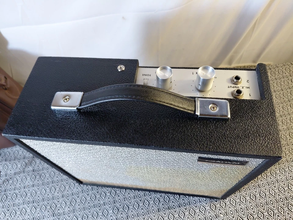 Guitarra / Amplificador PA Batería Vintage Realistic Carnival-5 Japón Funciona Excelente Video Foto 2 de 4