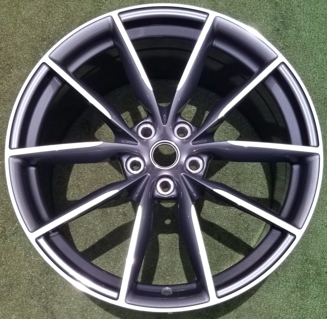 4 Perfect Factory Ferrari 812 SUPERFAST Wheels OEM Forged Lightweight GTS Aperta