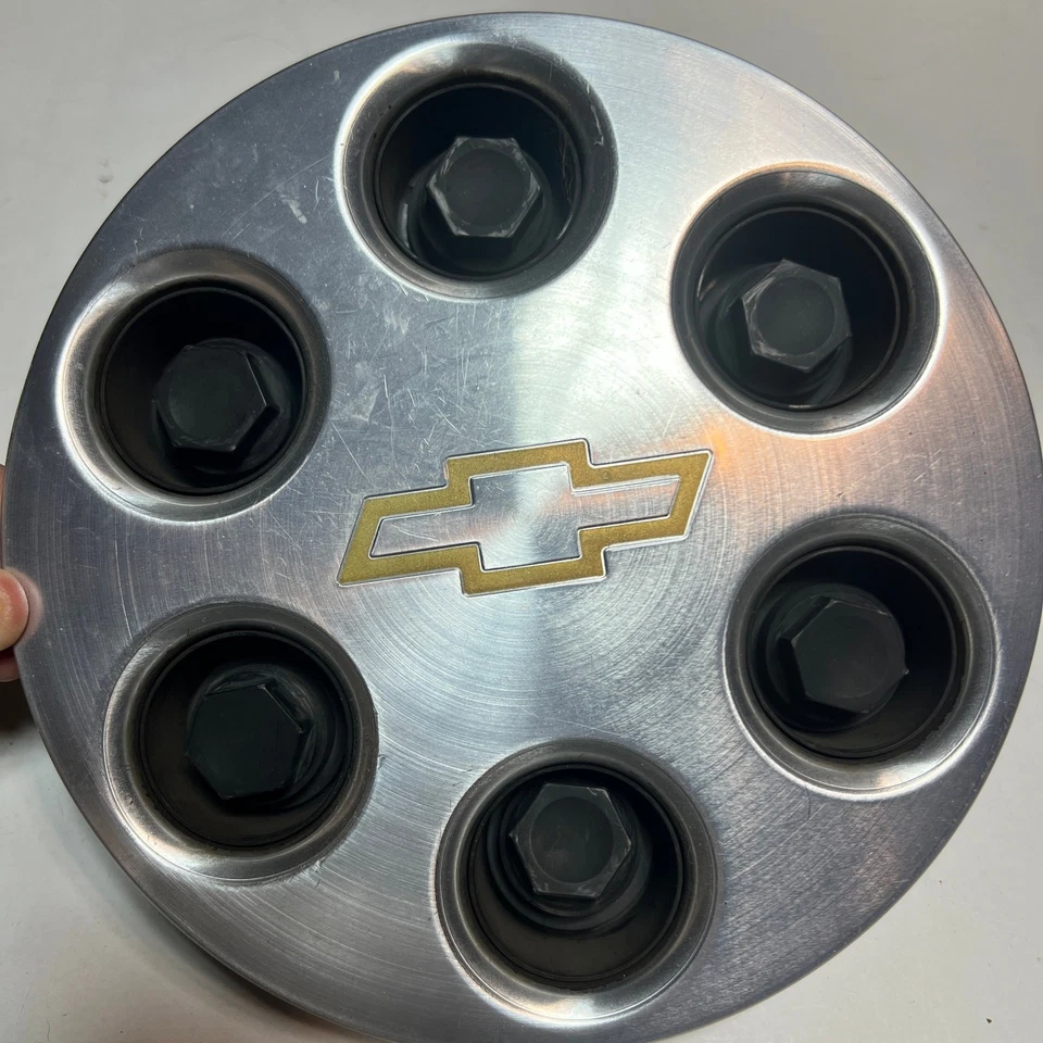 Juego de 4 tapas centrales de rueda Chevy de 8 pulgadas OEM 6-Lug Bowtie 15004143 Silverado Tahoe Foto 3 de 4