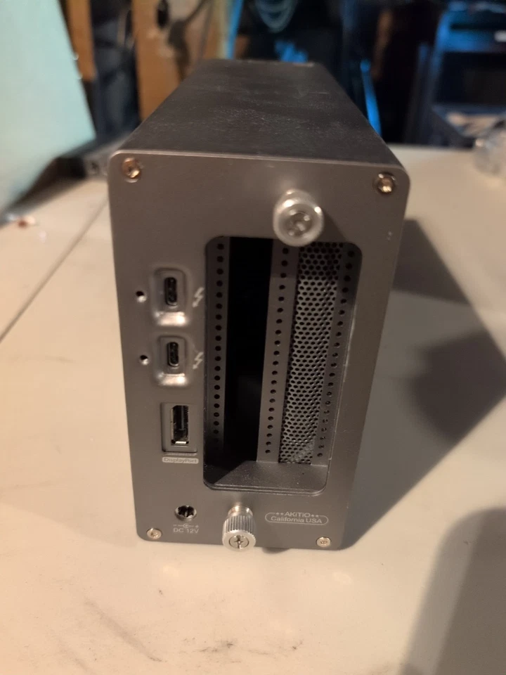 Carcasa Akitio Node Lite Foto 2 de 4