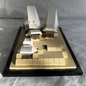 Lego 2012 Architecture Sydney Opera House 21012 Fully Assembled and Complete