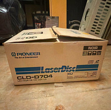 Pioneer CLD-D704 LaserDisc Player Black in Original Box CLD D704