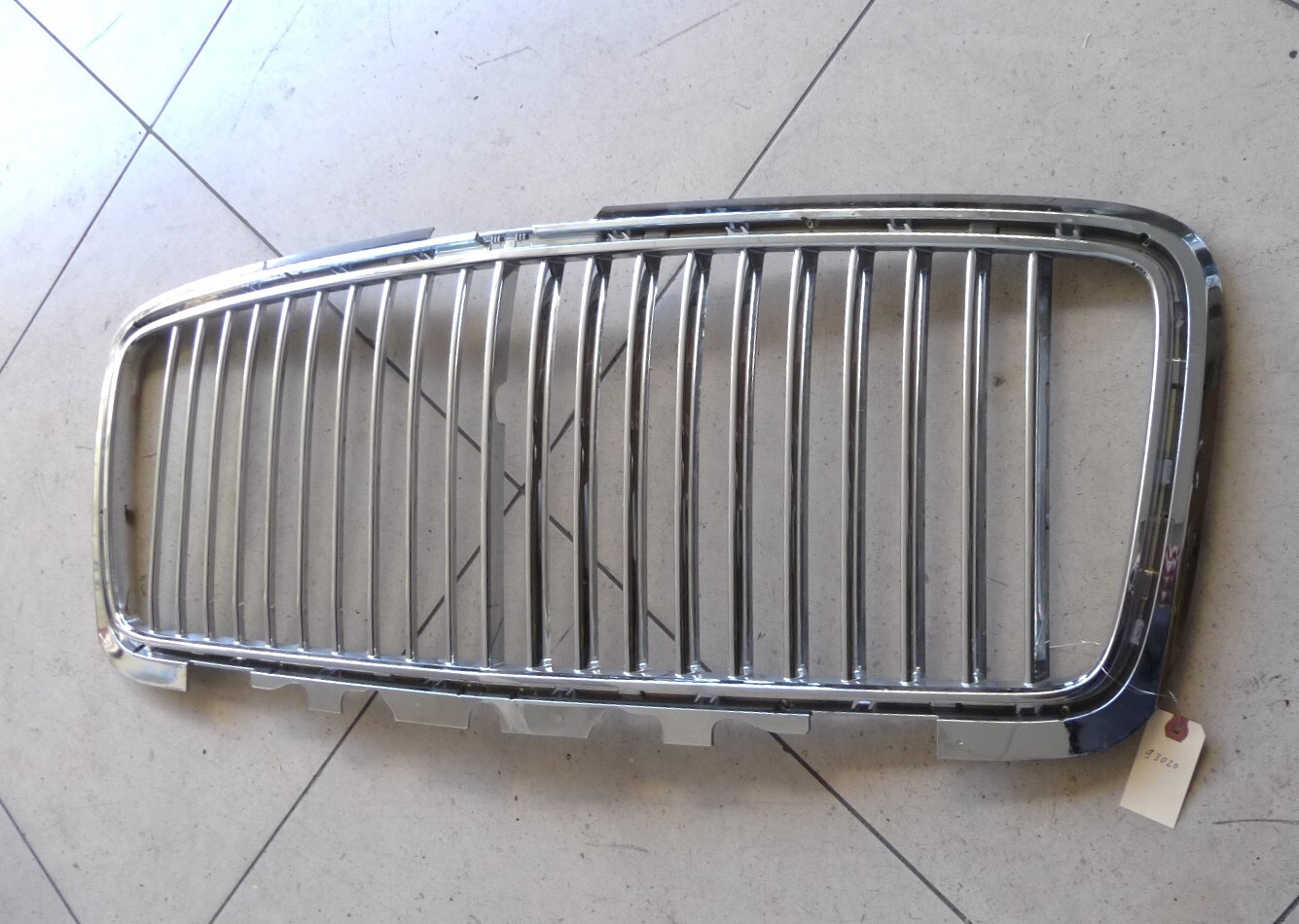 20-23 Bentley Flying Spur Front Radiator Grille Calendar 3SE853667A Damaged OEM