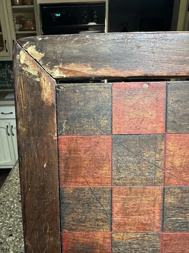 TABLERO DE CUADROS ANTIGUO, PRIMITIVO HECHO A MANO Foto 4 de 4