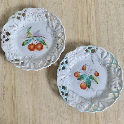 Netzbeilagenteller x2 Aufsteller Obst Erdbeere Kirsche Spitze Gold Blätter