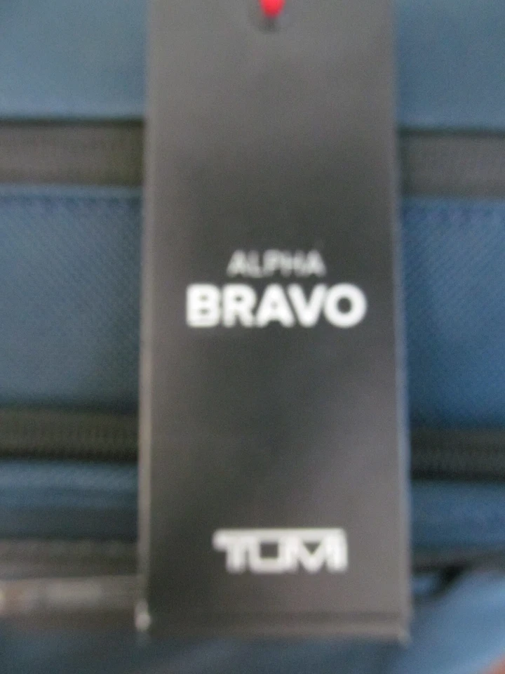 Tumi Alpha Bravo Merge 22" Tapa Delantera Continental Azul Marino Equipaje de Mano Cerradura TSA-NUEVO CON ETIQUETAS Foto 2 de 4