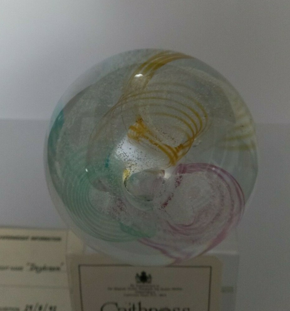 Vintage Caithness Glass "Daydreams" 1992 Paperweight with Stand and