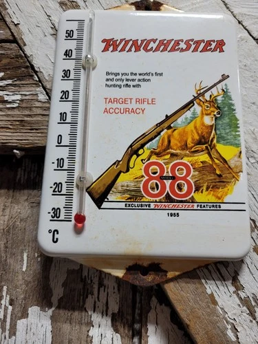 VINTAGE WINCHESTER PORCELAIN SIGN METAL THERMOMETER GUN RIFLE HUNTING AMMUNITION