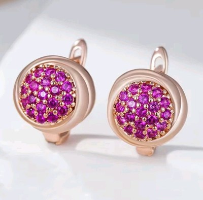 Luxus Ohrringe Huggie 585er Rolled Roségold Walzgold Rundeform mit Rosa Zirkonia