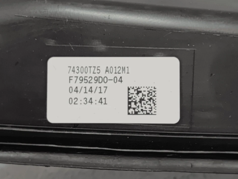 Puerta trasera Acura MDX 2014-2020 puerta levadiza cubierta superior derecha panel canalón fabricante de equipos originales Foto 4 de 4