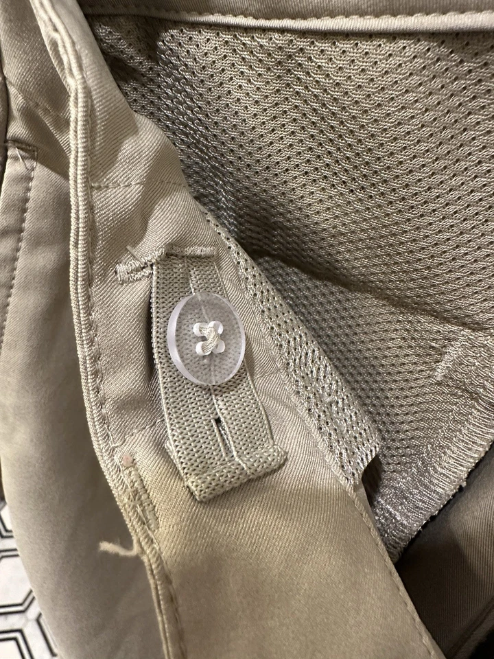 Class/Club Modern Fit Beige Pants Size 12. Excellent Condition! - Image 2 of 4