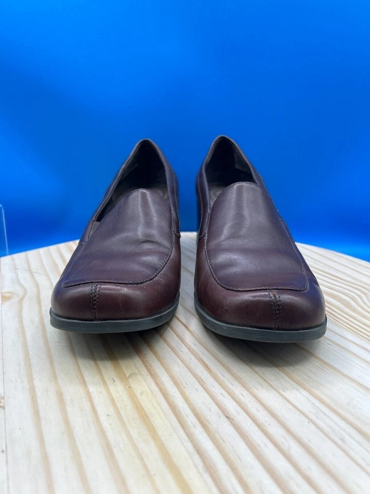 Tacones Croft and Barrow para mujer talla 9,5 M cuero marrón sin cordones cómodos Foto 2 de 4