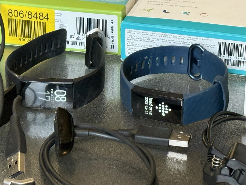 Fitbit Joblot ~15 Mixed Models/Condition UNTESTED for Parts/Repair Spares - Image 2 of 4