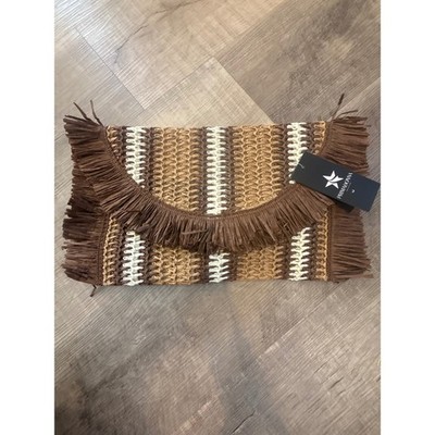 NWT Primadonna Collection Woven Raffia Fringe Clutch   Marrone/Tan