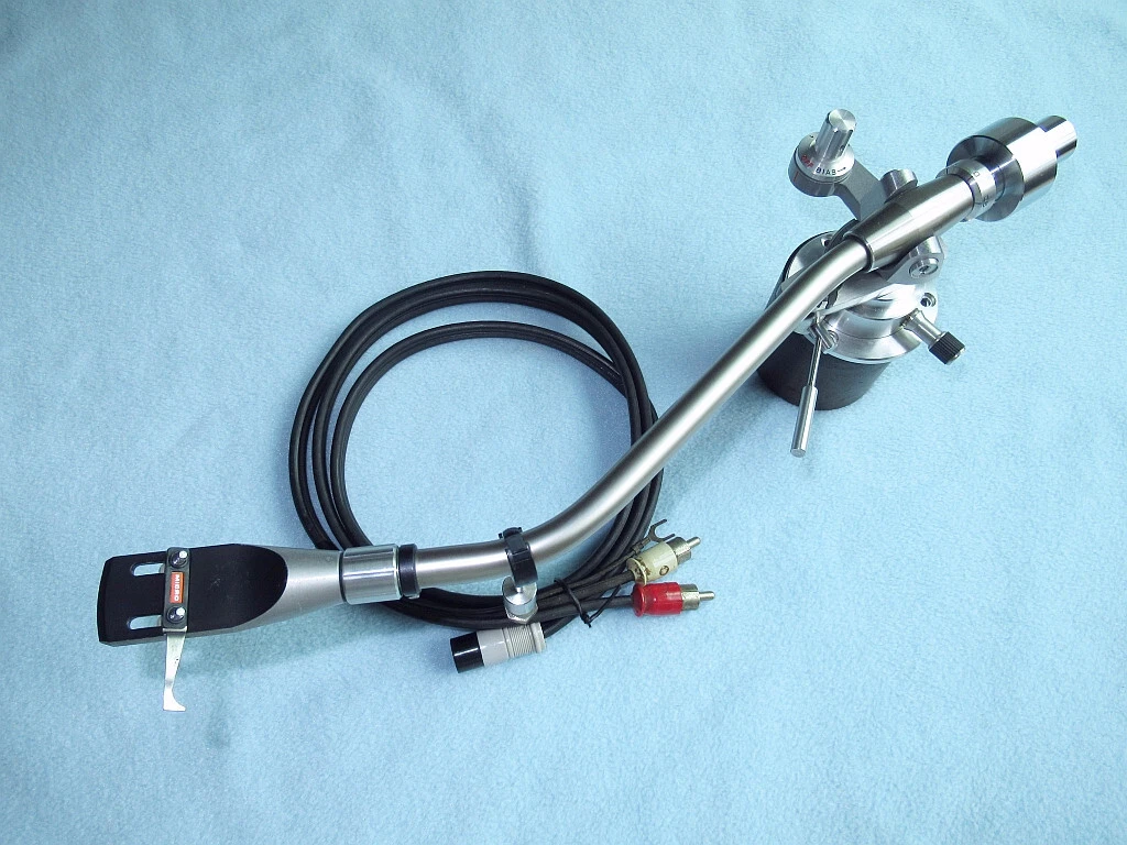 MICRO MA-202の仕様 マイクロ MICRO MA-202？ トーンアーム