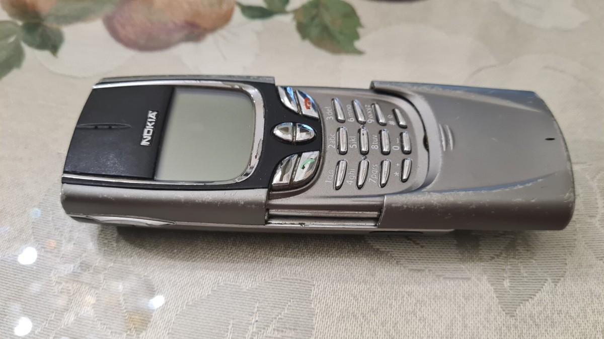 Nagi Nokia 8850 - Legacy Portable Computing Wiki