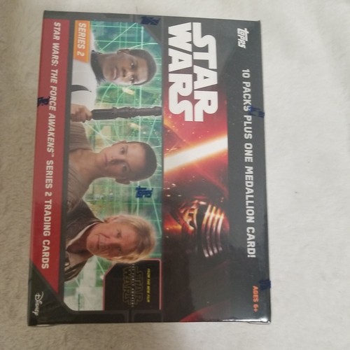 2016 Topps Star Wars the Force Awakens Series 2 EXCLUSIVE Blaster Box MEDALLION - Picture 3 of 6