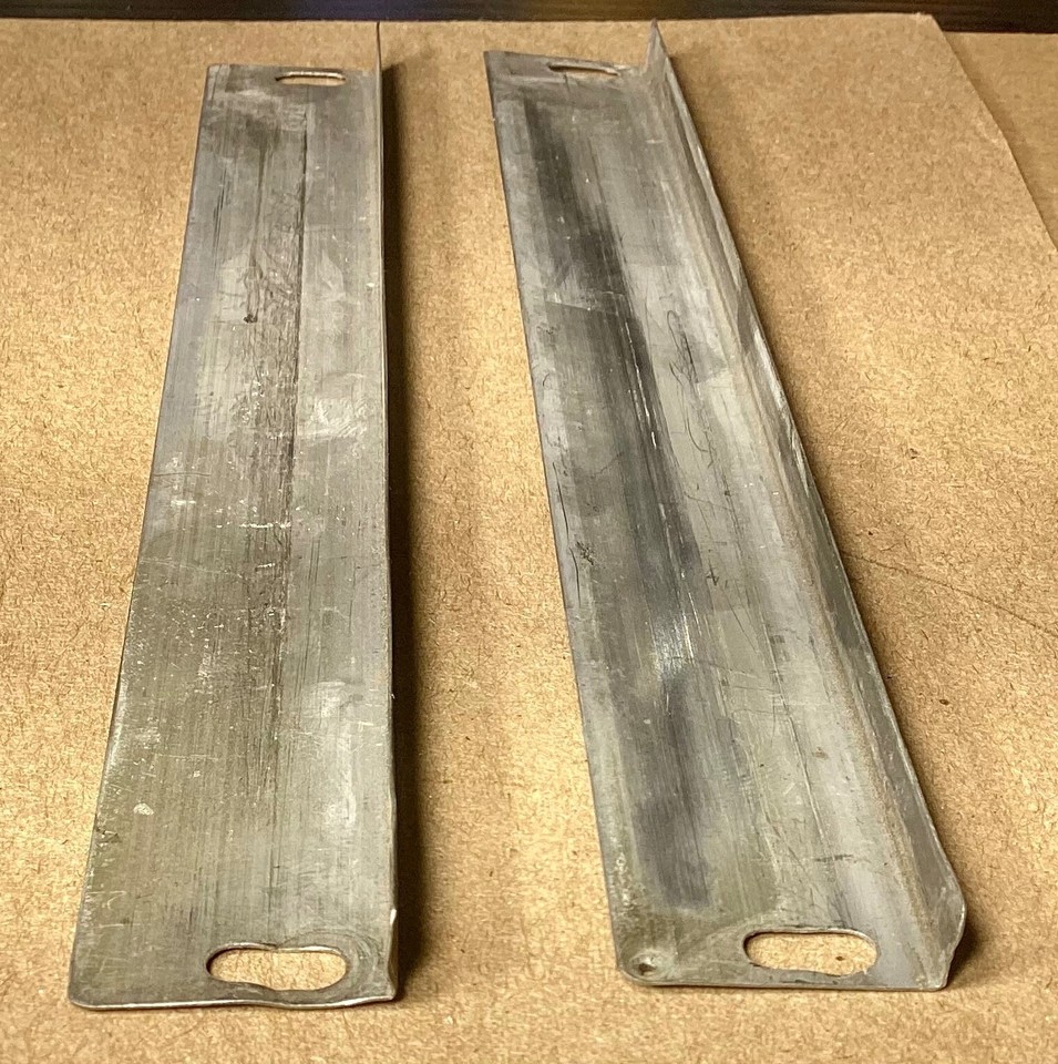 Globe Wernicke Metal Insert Sliders For 4 Bookcase Sections/Doors x 8