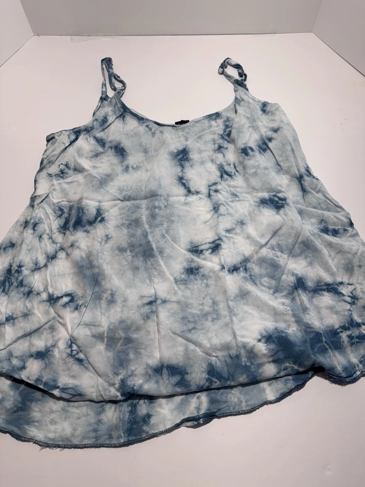 Cami de callo elástico suave cuello en V tórrido talla 2 (16/18) verde azulado tie-dye Foto 3 de 3