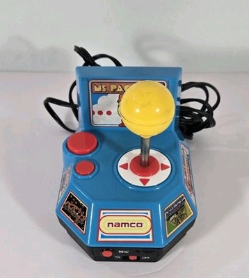 Namco Ms. Pac-Man 5-in-1 TV Plug N Play Arcade Games Joystick Jakks Pacific 2004