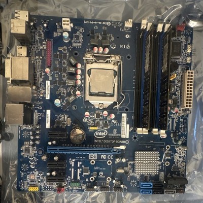 Intel Desktop Board MicroATX LGA1150 w/ Core i3-4130 3.40GHz DDR3