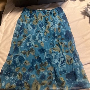 Women’s Blue/Green Floral Chiffon Maxi Skirt M Regular Pull-On Elastic Lined