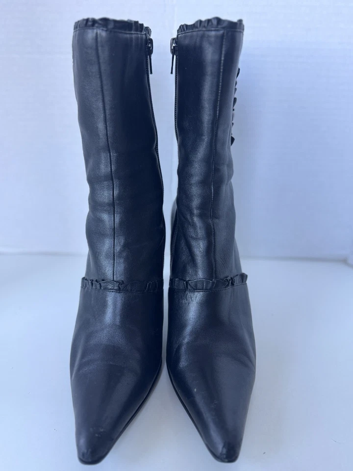 Botas de aguja NYLA puntiagudas con volantes de media pantorrilla estilo Y2K talla 7 *Defectuosas Foto 3 de 4
