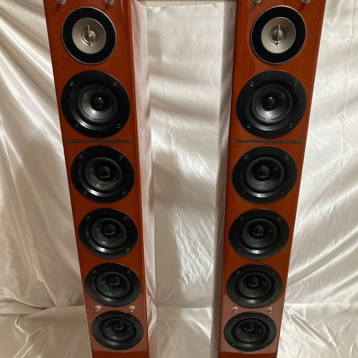 Beautiful Panasonic SB PF800 Tallboy Speaker Wood Pair Used