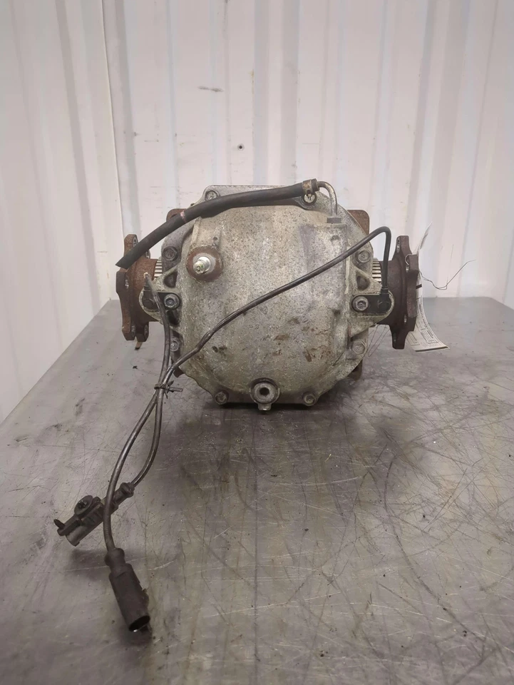 2009 Infiniti M35 Rear Carrier Differential 3.692 Ratio AWD 68k 38301EG51E 2010 - Image 2 of 4