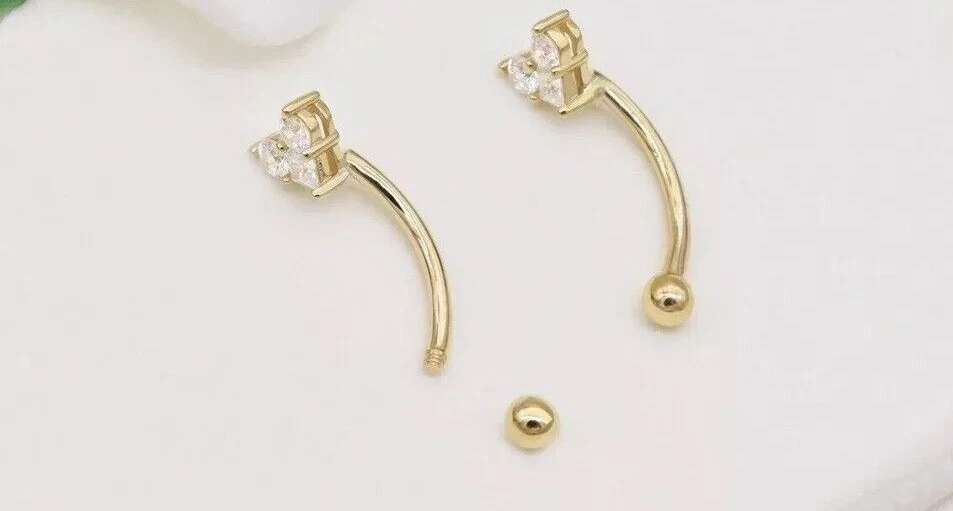 Pendiente Piercing Cejas Torre Corazón Curvo 14K Micro Chapado en Oro Amarillo Foto 3 de 4