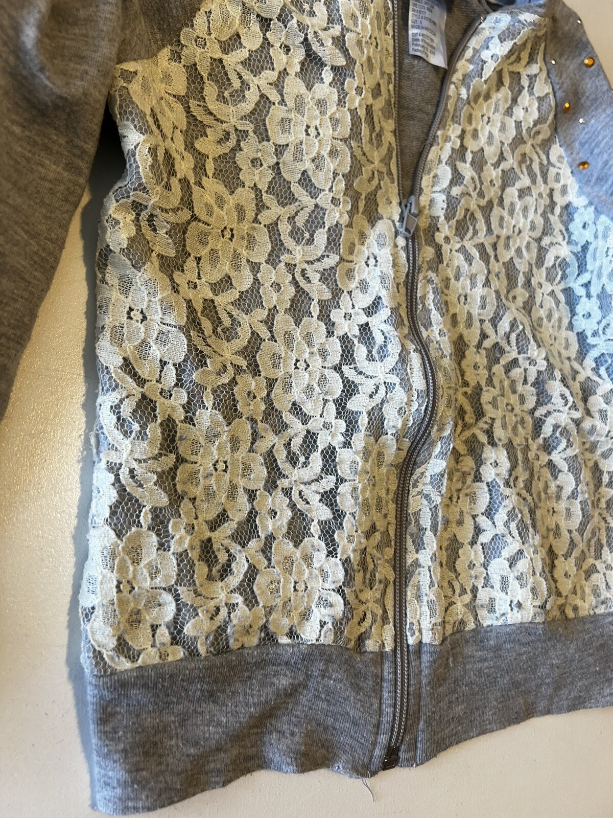 Picture 3 of 6