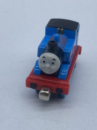 Thomas Tank Engine Friends Take N Play Along Train Diecast Metal 2009 - Picture 1 of 9