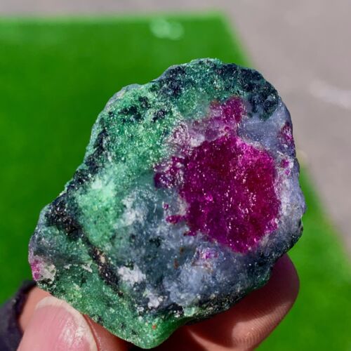38G Natural green Ruby zoisite (anylite) crystal Wand Obelisk Point Healing - Picture 6 of 23