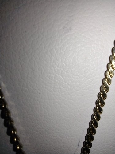 1928 Charm Necklace W/ Heart And Oval Charms + Oval Etched Locket 30" Signed - Picture 8 of 15