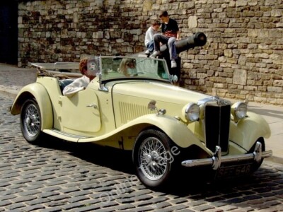 Photo 6x4 Castle Hill, Lincoln - Vehicle Unable to find any details of th c2008