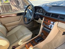 1992 Mercedes-Benz E-Class E