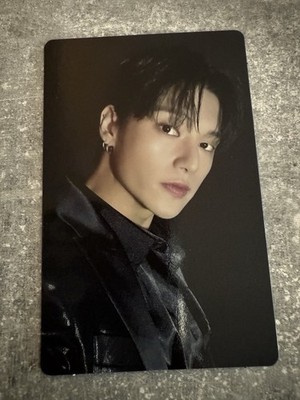 Wooyoung ATEEZ - Hello82 US Inclusions CHEEK Ver Photocard POB  -In Your Fantasy