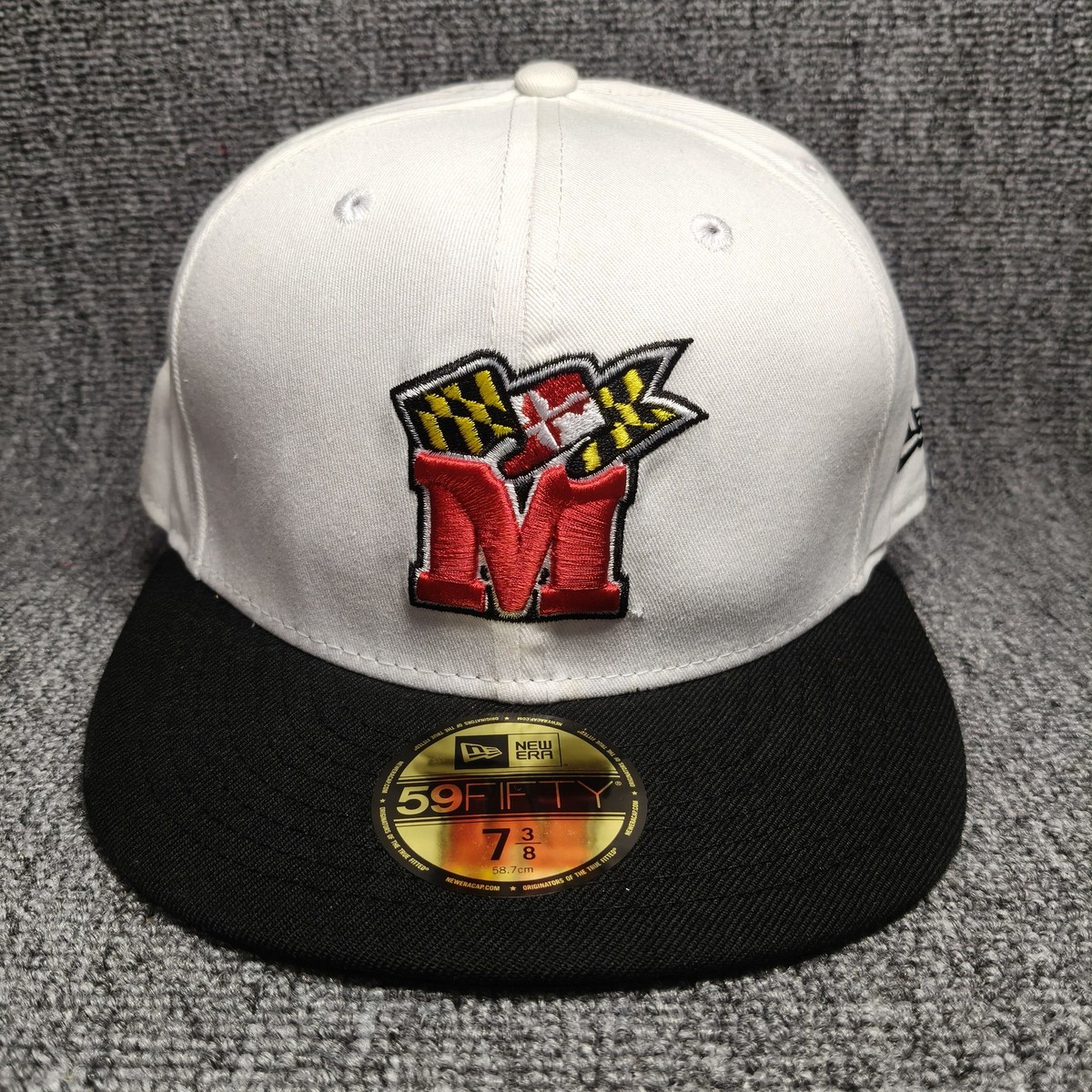 New Era 59FIFTY Maryland Terrapins Fitted Hat Size 7 3/8 White Black Cap